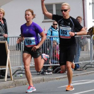 angela-kuehnlein-oliver-brehm-fraenkische-schweiz-marathon-2015-